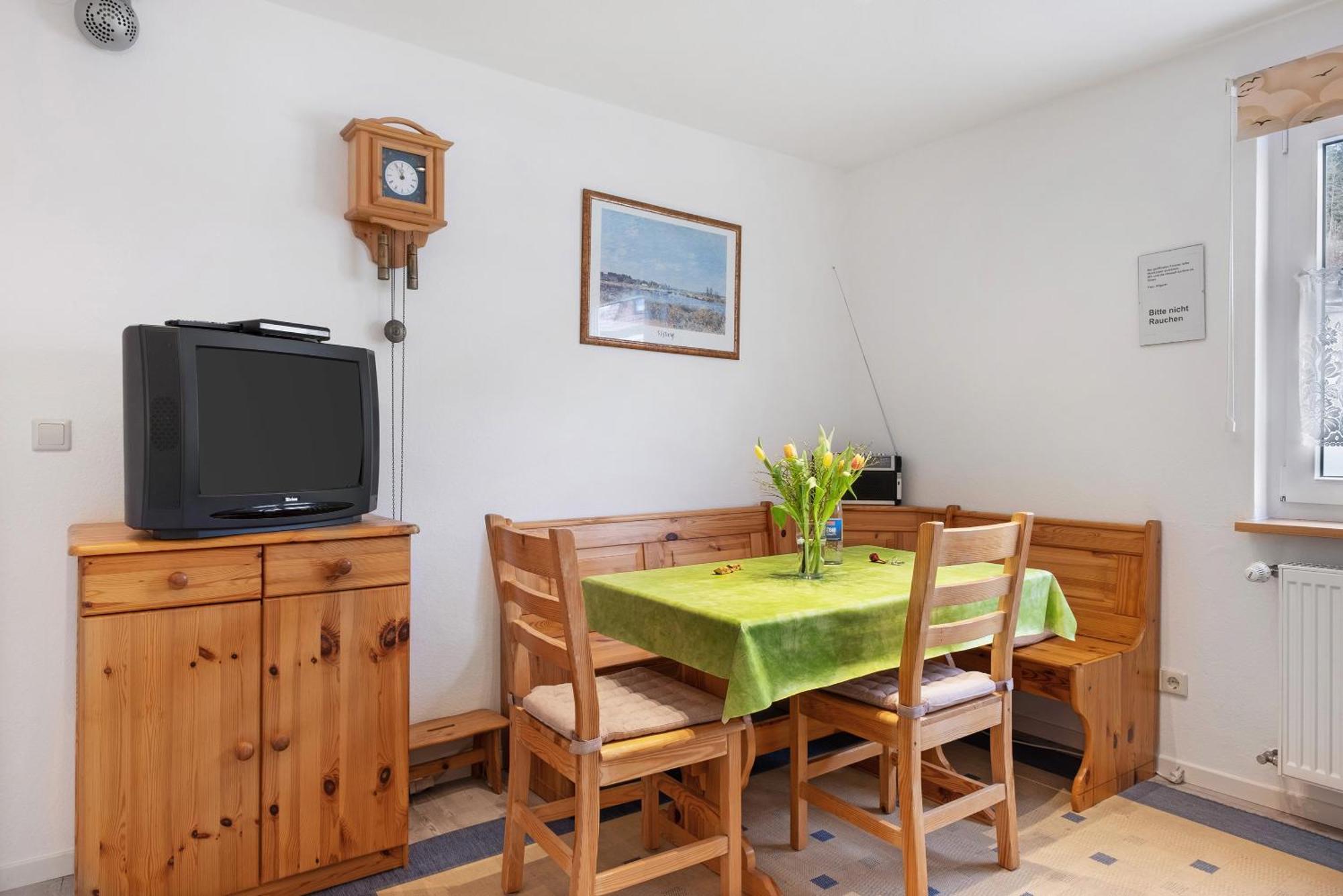 Ferienwohnungen Uhren Allgaier Schönwalde Extérieur photo